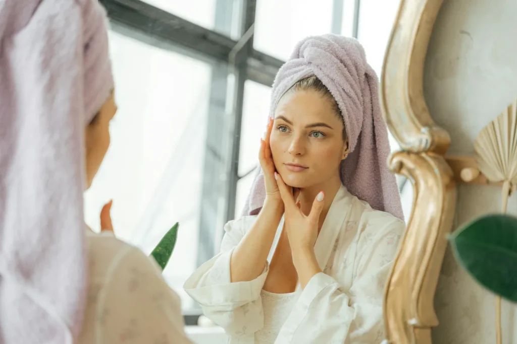 Acné adulte : comprendre et apaiser sa peau sans agresser