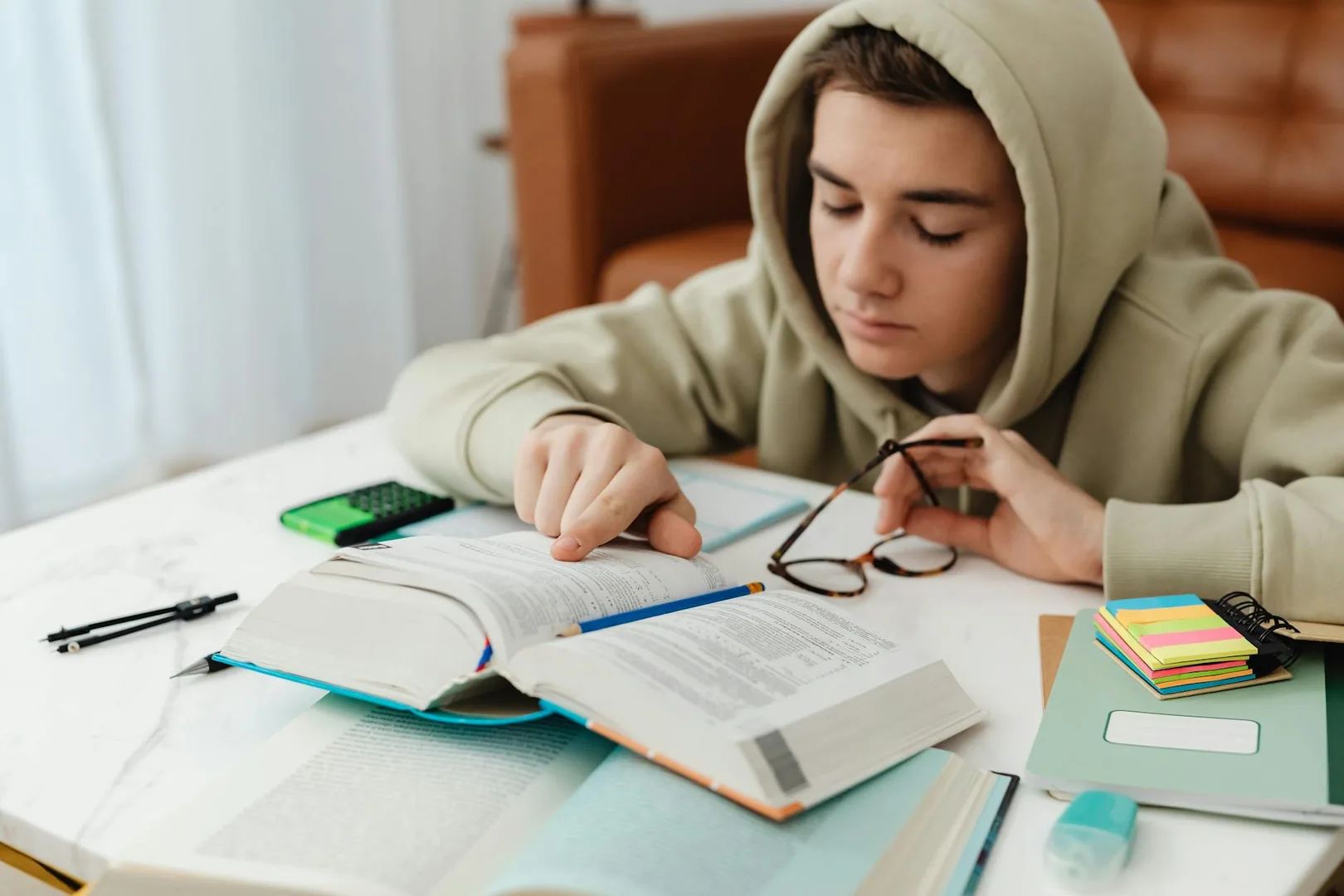 Adolescents et sommeil : comprendre et accompagner sans s'épuiser